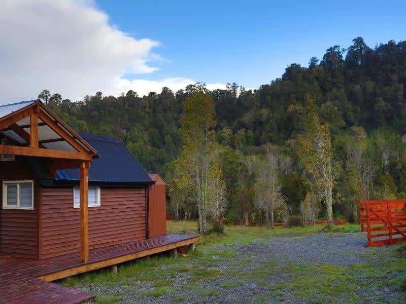 HOM I Cabaña La Ensenada vista parcial al Volcán