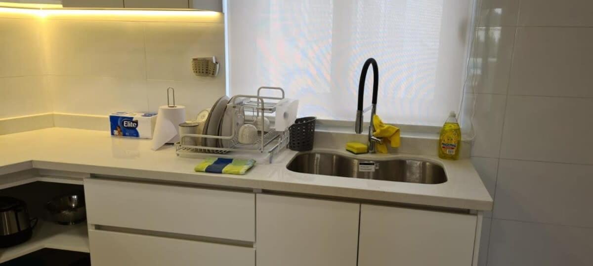 HOM I Casa en Condominio Alto Lomas a 3min de Marbella con Piscina y Jacuzzi