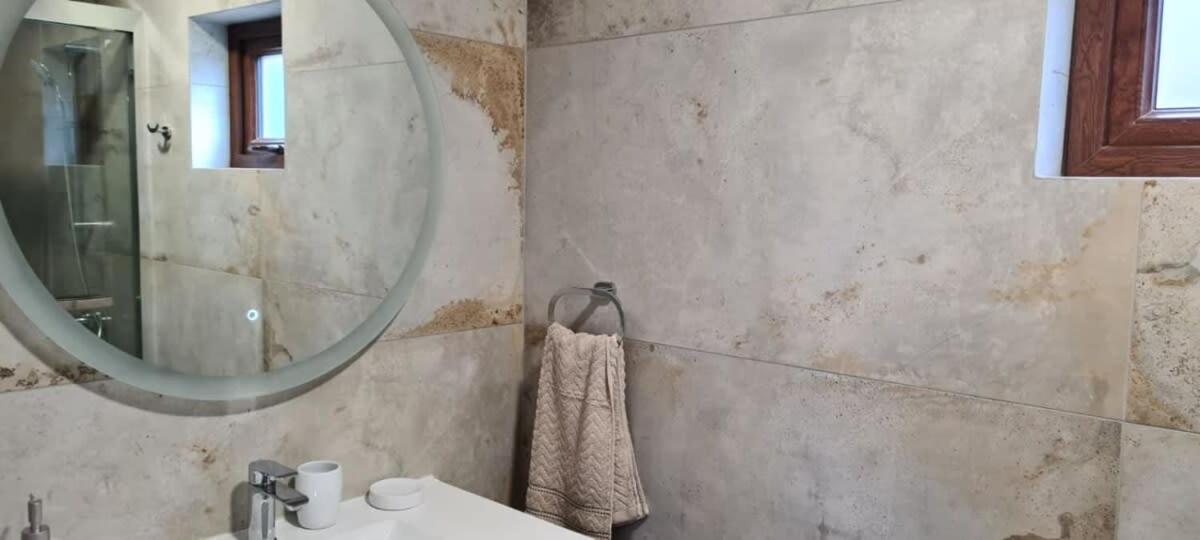 HOM I Casa en Condominio Alto Lomas a 3min de Marbella con Piscina y Jacuzzi