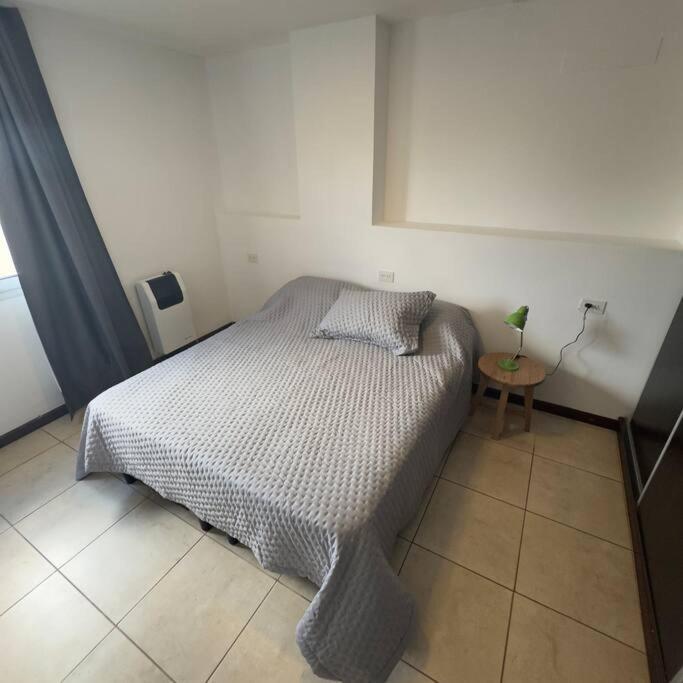 Departamento bien ubicado, espacio amplio y con terraza