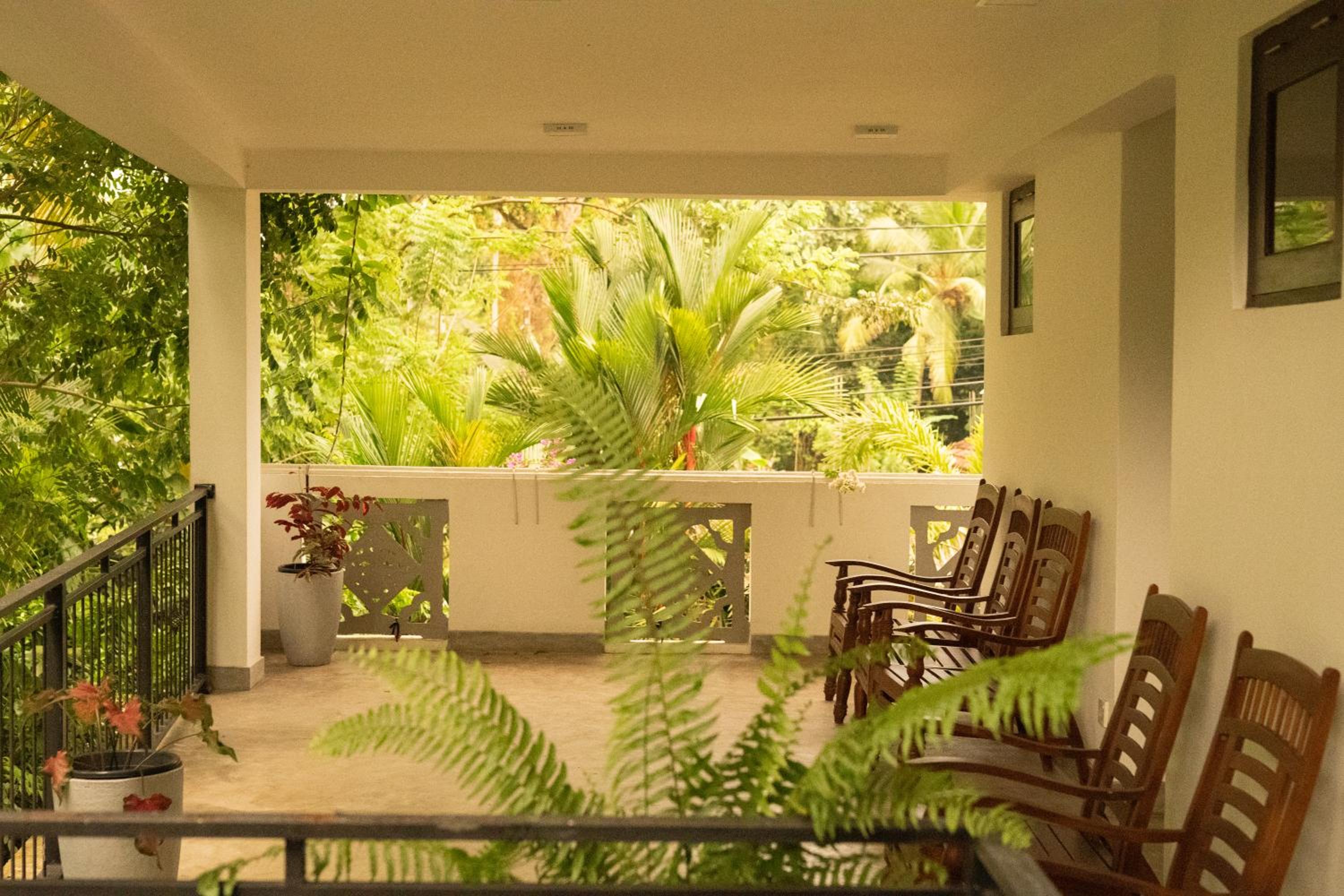 B&B Shenal Villa Kosgoda view 4