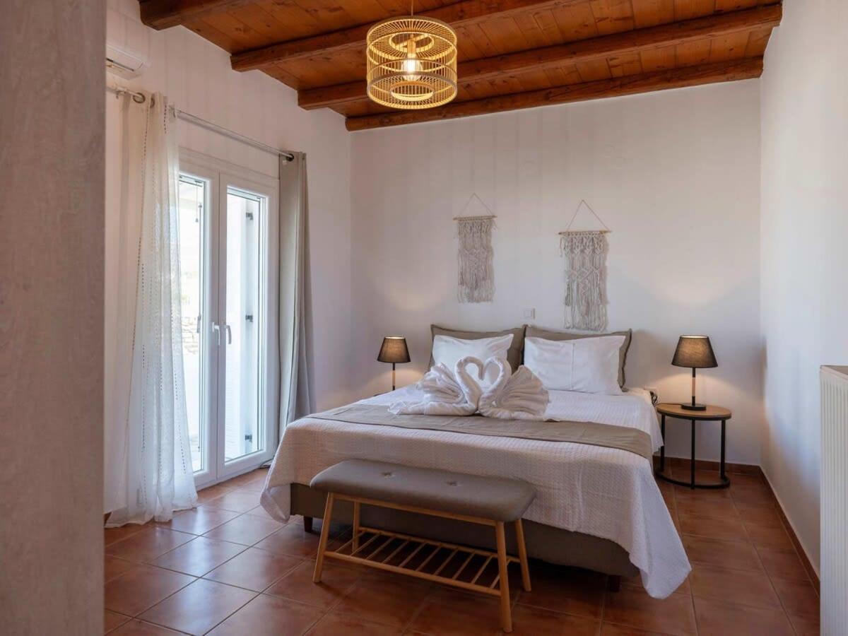 Myrsini Traditional Hillside Cottage