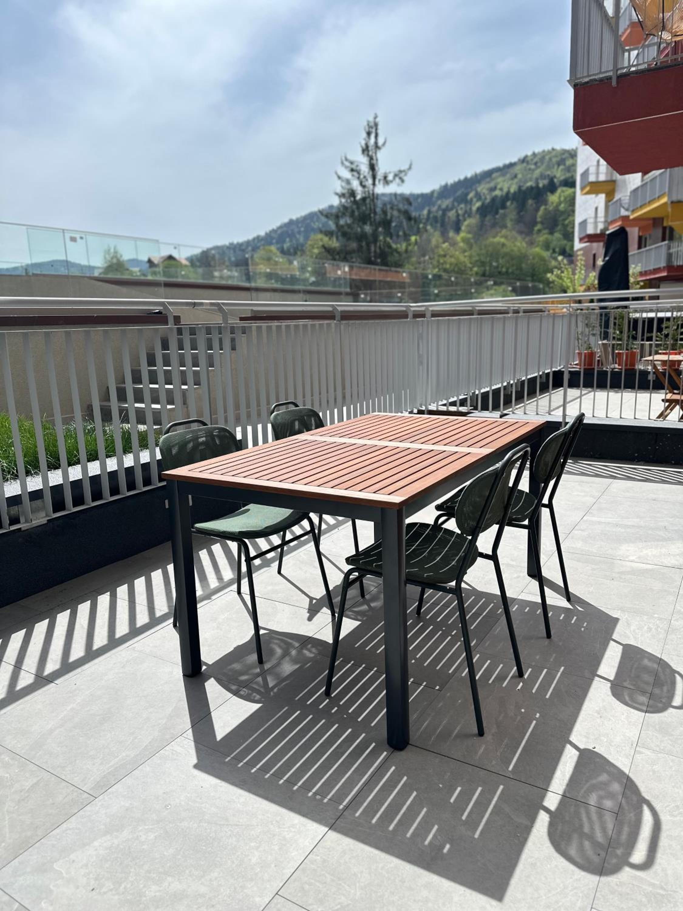 Joy Garden Apartment - Free Private Parking - Wellness Jacuzzi SPA
