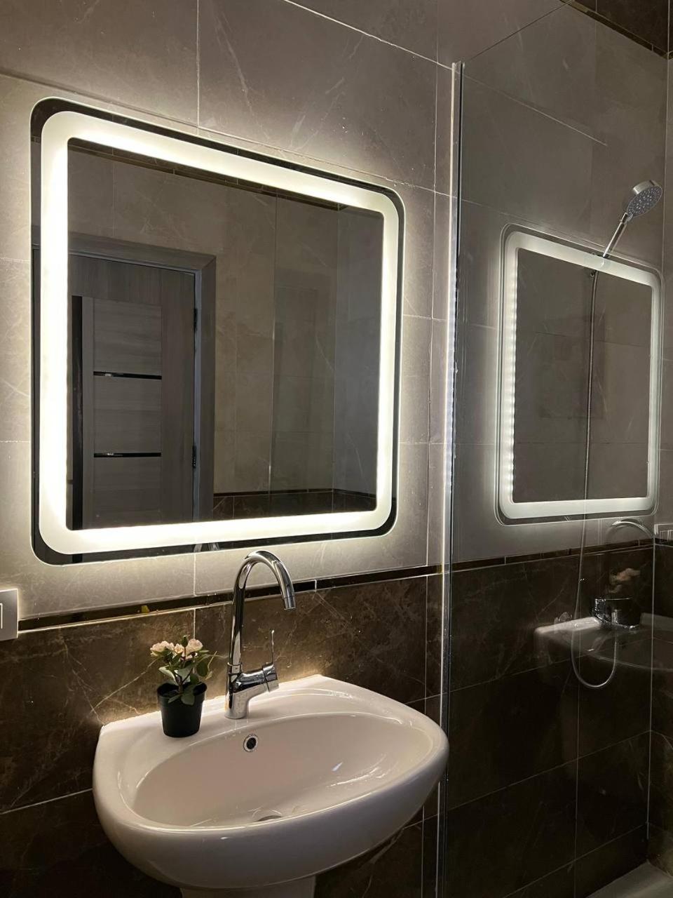LUXURY HOME Namber 5