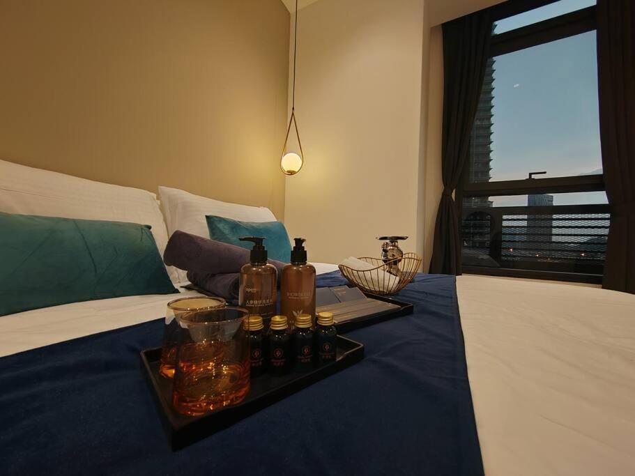 Arcoris Mont Kiara 7# Main Street #Walking 1MK# 163 Retails# 2 BR Balcony 2-4Pax