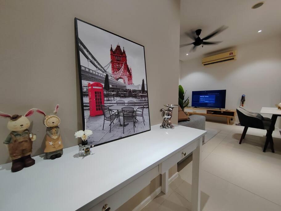 Arcoris Mont Kiara 7# Main Street #Walking 1MK# 163 Retails# 2 BR Balcony 2-4Pax