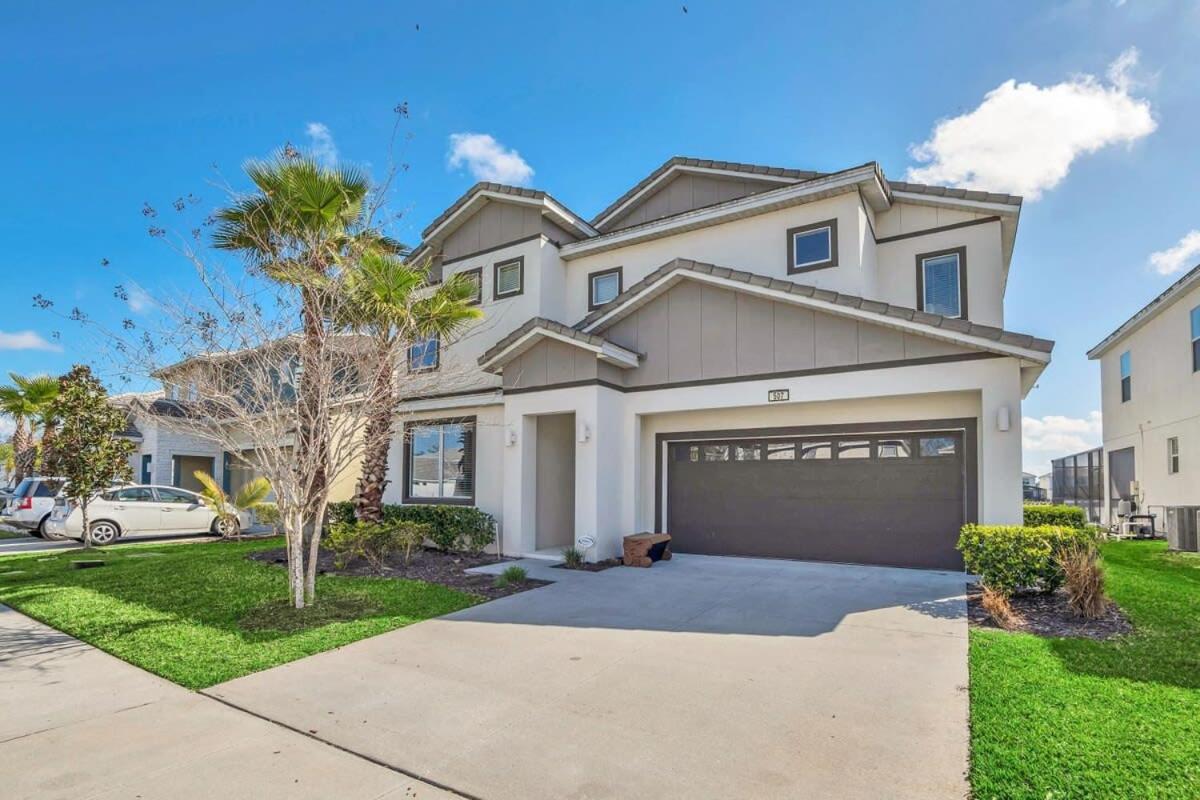 Stunning LAKE VIEW, Big Pool Area with CDC Standards #6BV507