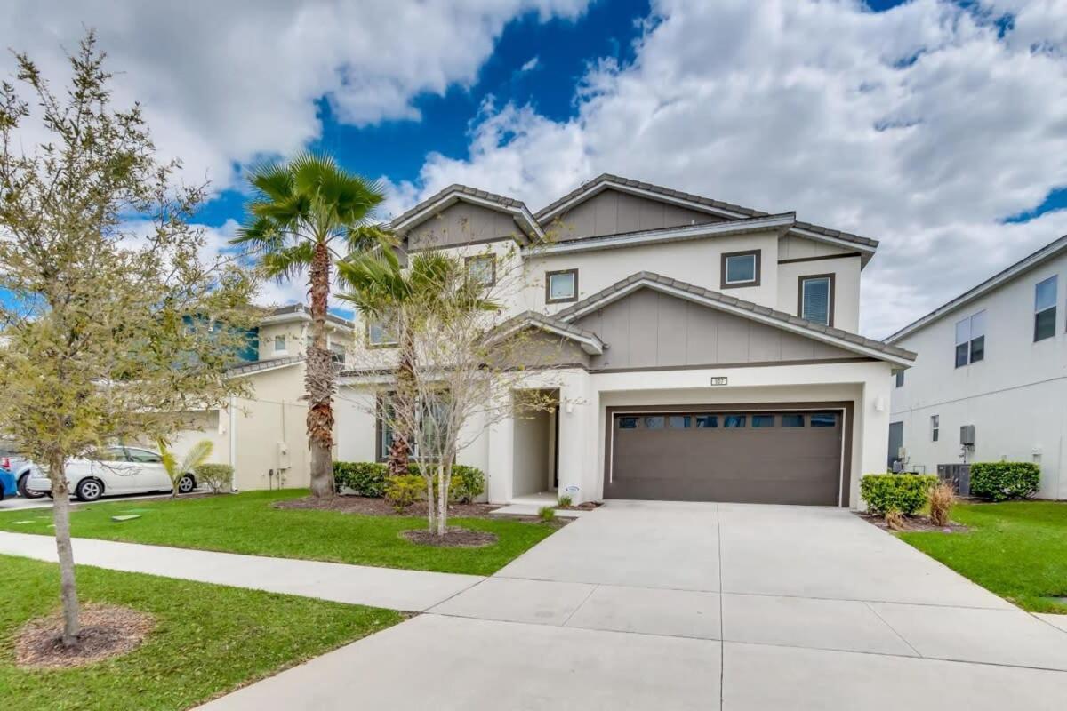 Stunning LAKE VIEW, Big Pool Area with CDC Standards #6BV507