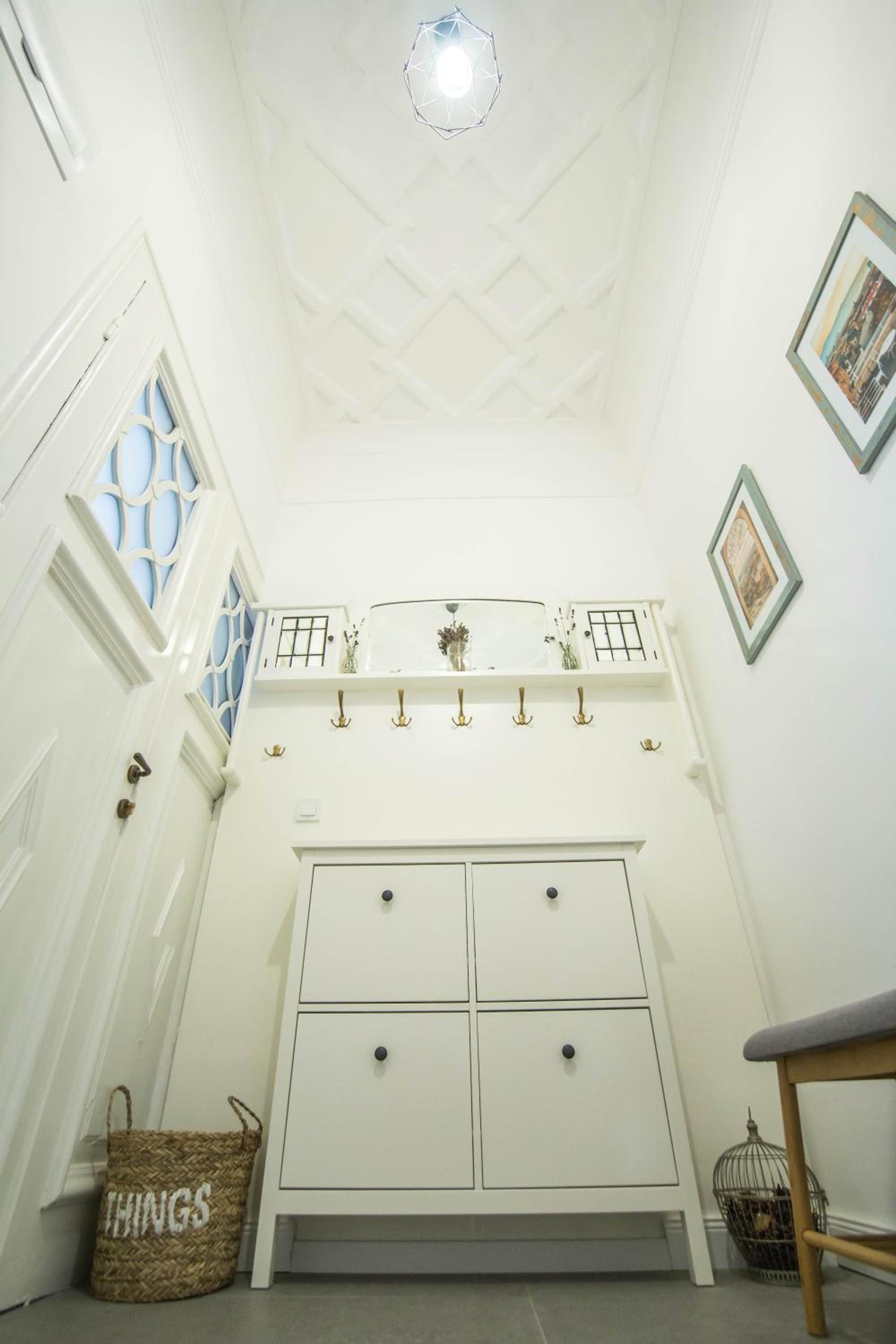 Lion's Bridge boutique 2BDRM apt, top center gem
