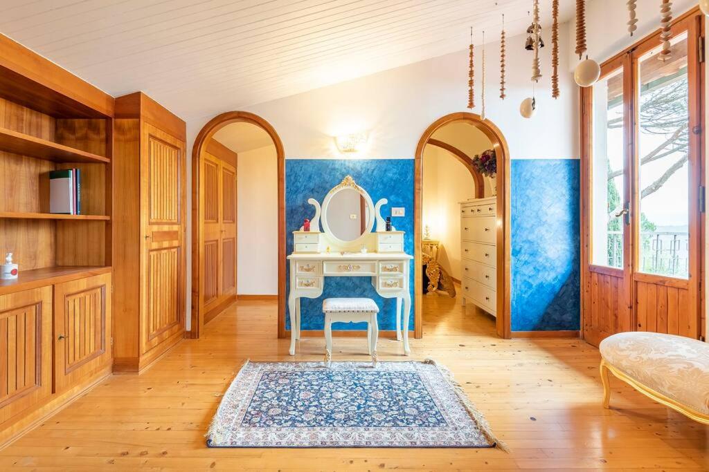 Majestic Villa in Hills of Florence with Gardens Gym Jacuzzi and Sauna