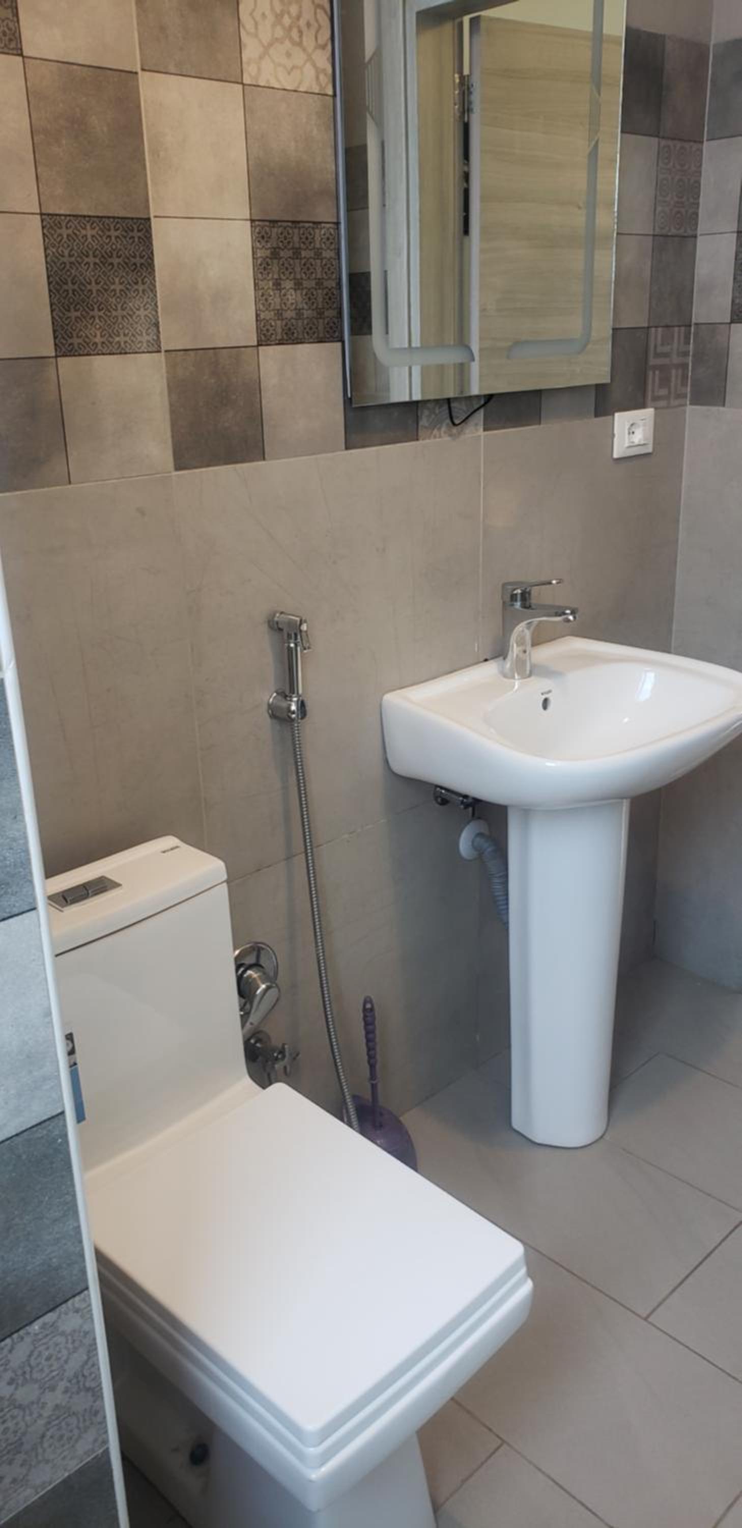 YOLE Furnished Apartments