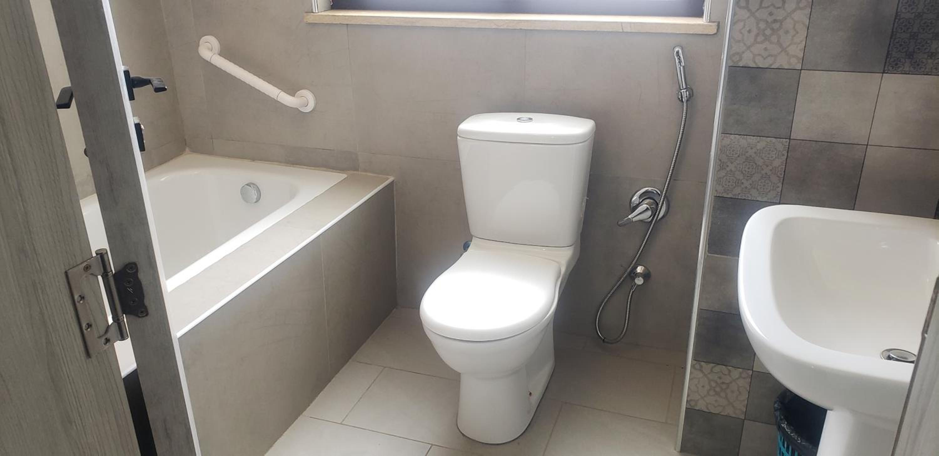 YOLE Furnished Apartments