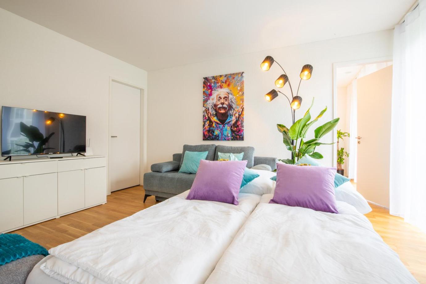 Special EiNSTEiN IIV Apartment, Messe Kleinbasel 10-STAR