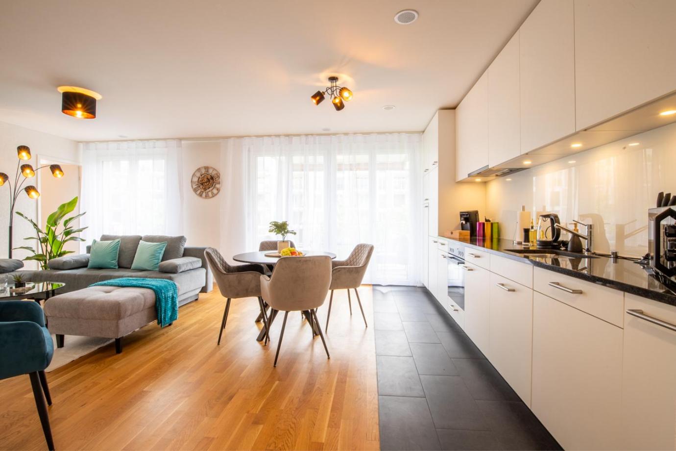 Special EiNSTEiN IIV Apartment, Messe Kleinbasel 10-STAR
