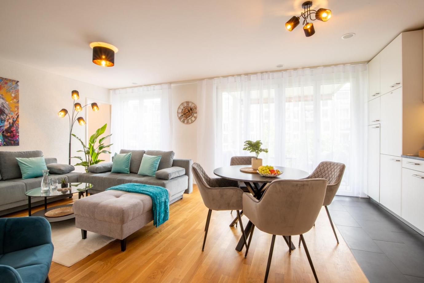 Special EiNSTEiN IIV Apartment, Messe Kleinbasel 10-STAR