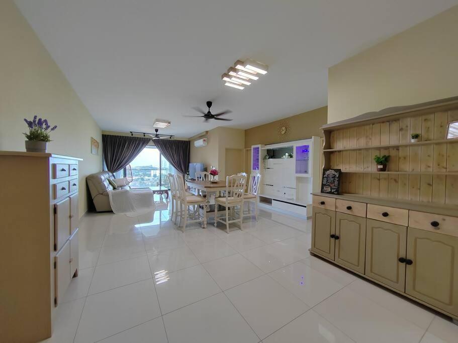 YOU 1272sqft 3 Bed-Room Unit with Netflix WiFi photo 7