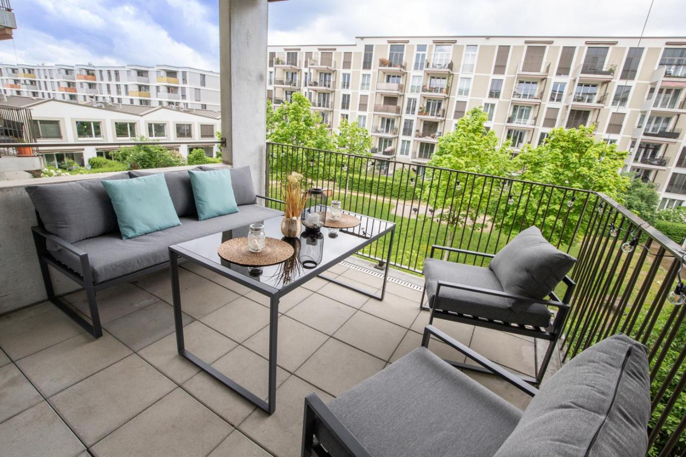 Special EiNSTEiN IIV Apartment, Messe Kleinbasel 10-STAR