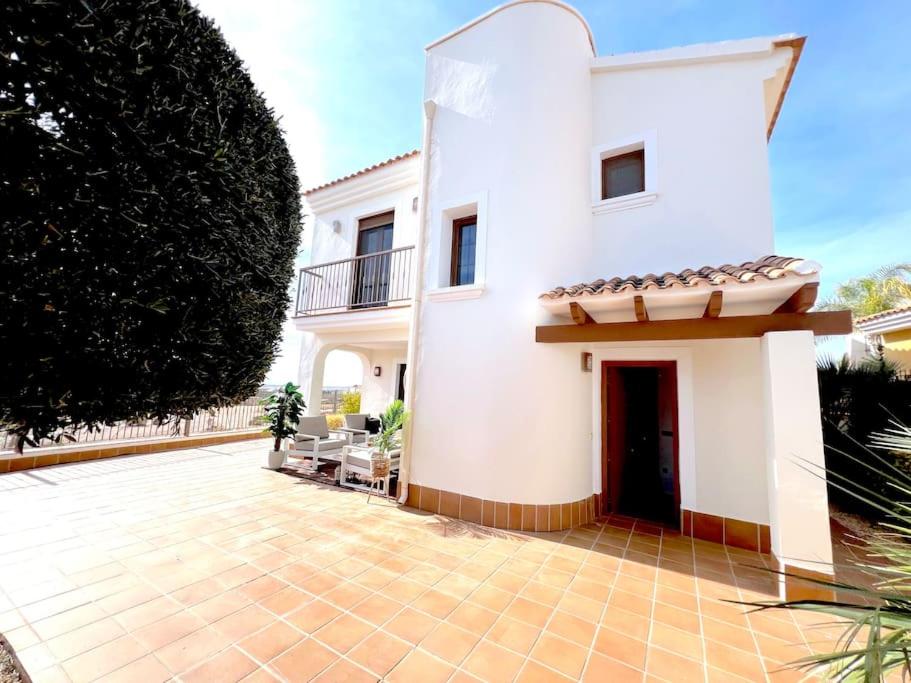 Alucinante villa a pie de golf piscina Altaona Golf