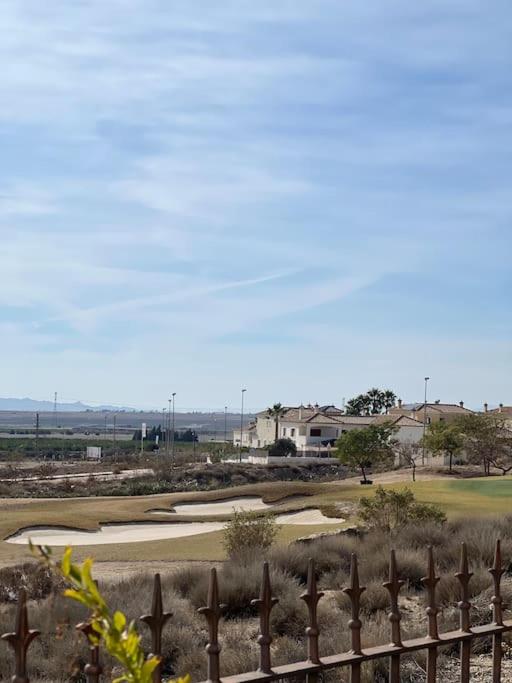 Alucinante villa a pie de golf piscina Altaona Golf