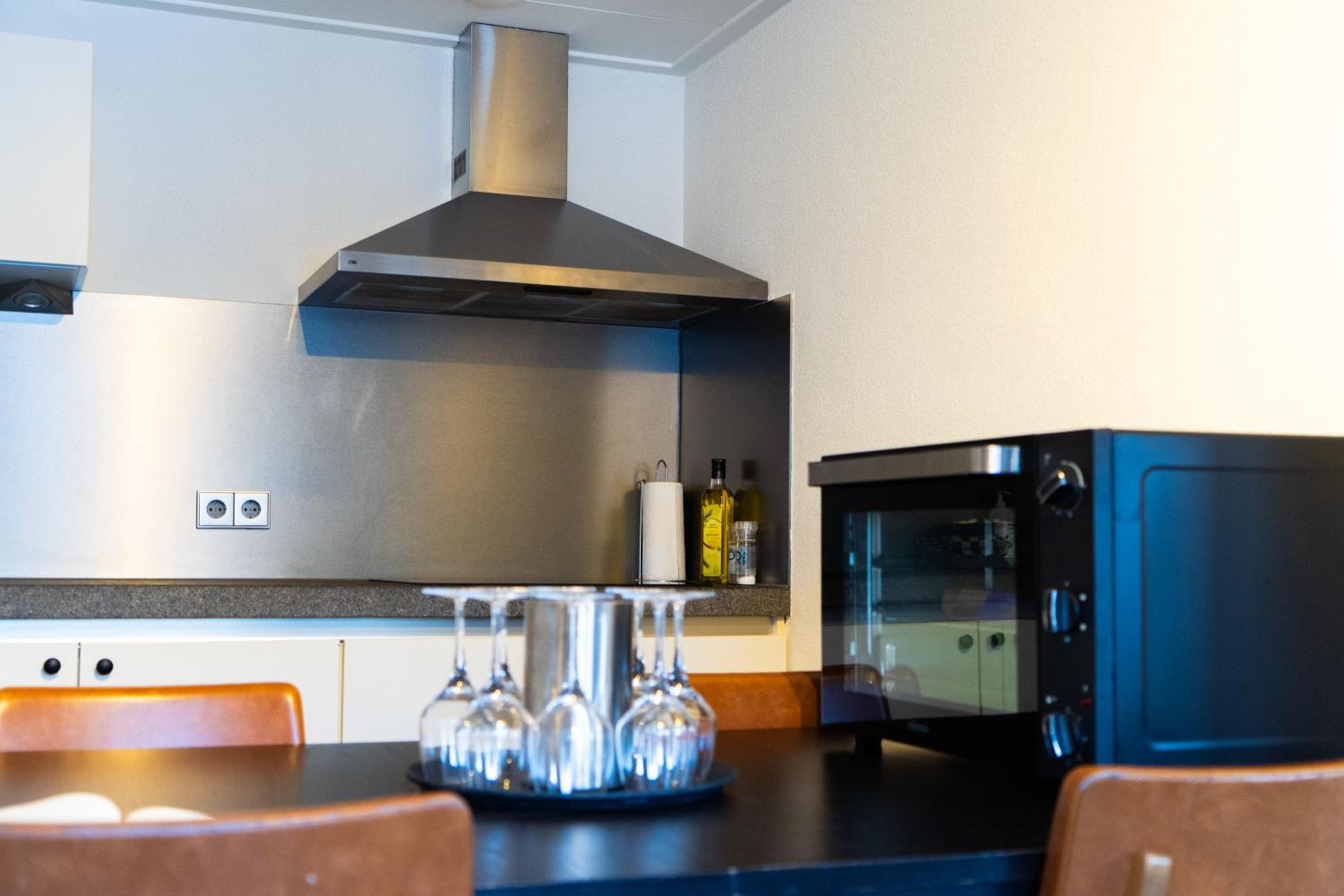 't Achterhuis (8 persons)