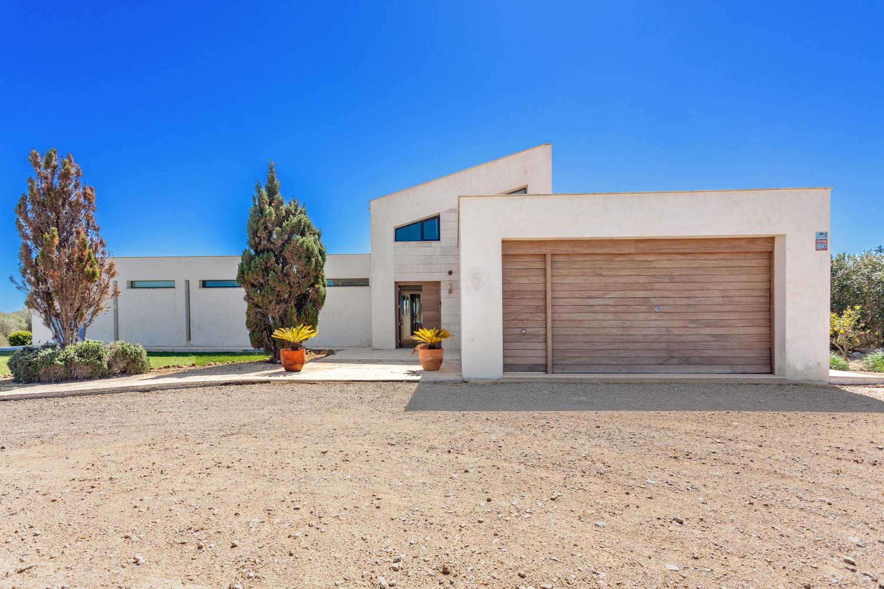 Villa Forma Nou view 2
