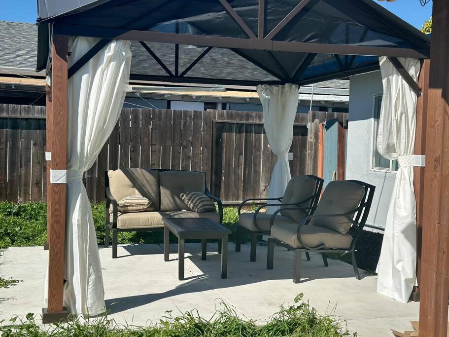 Milpitas Central Private 4Bd W jacuzzi Convenience!