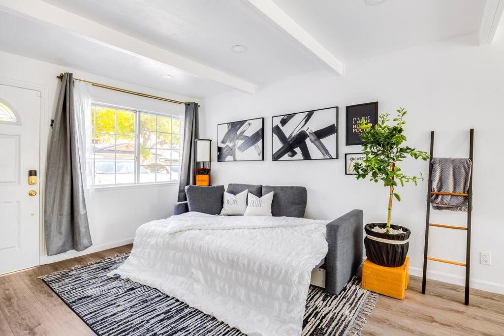Milpitas Central Private 4Bd W jacuzzi Convenience!