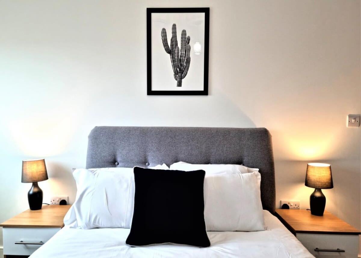 Luxury 1 bed apartment 10 mins from Bham City Centre