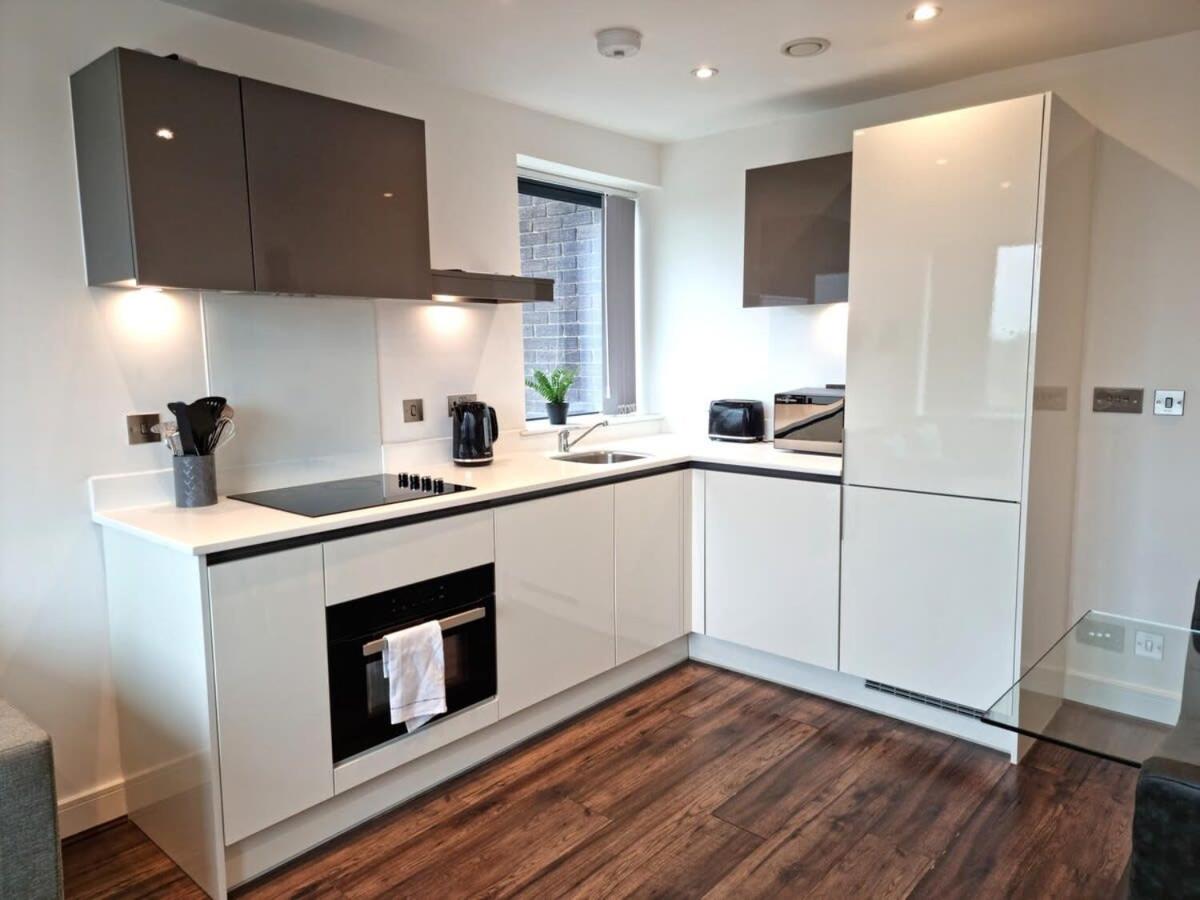 Luxury 1 bed apartment 10 mins from Bham City Centre