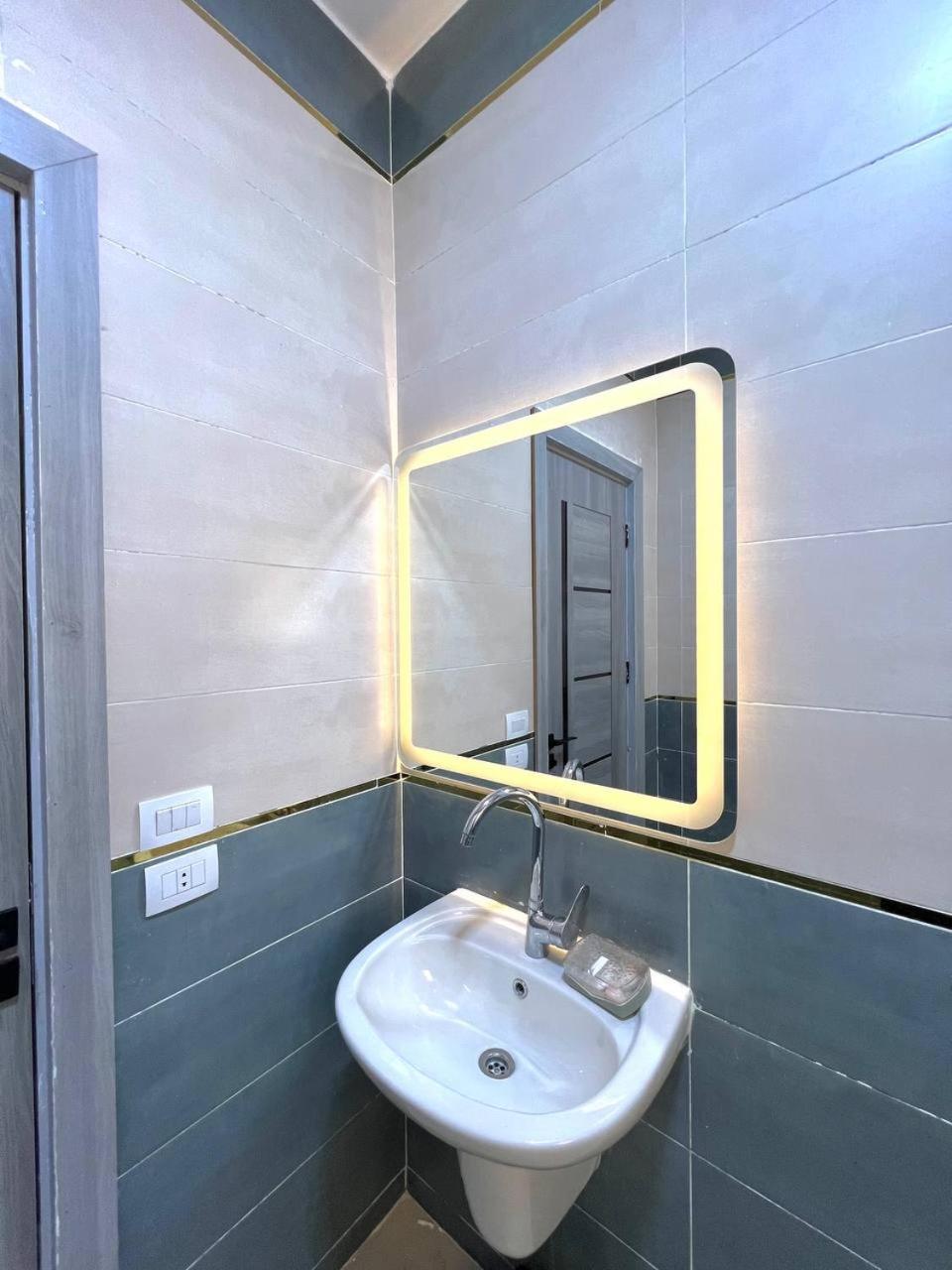 LUXURY HOME Namber 6