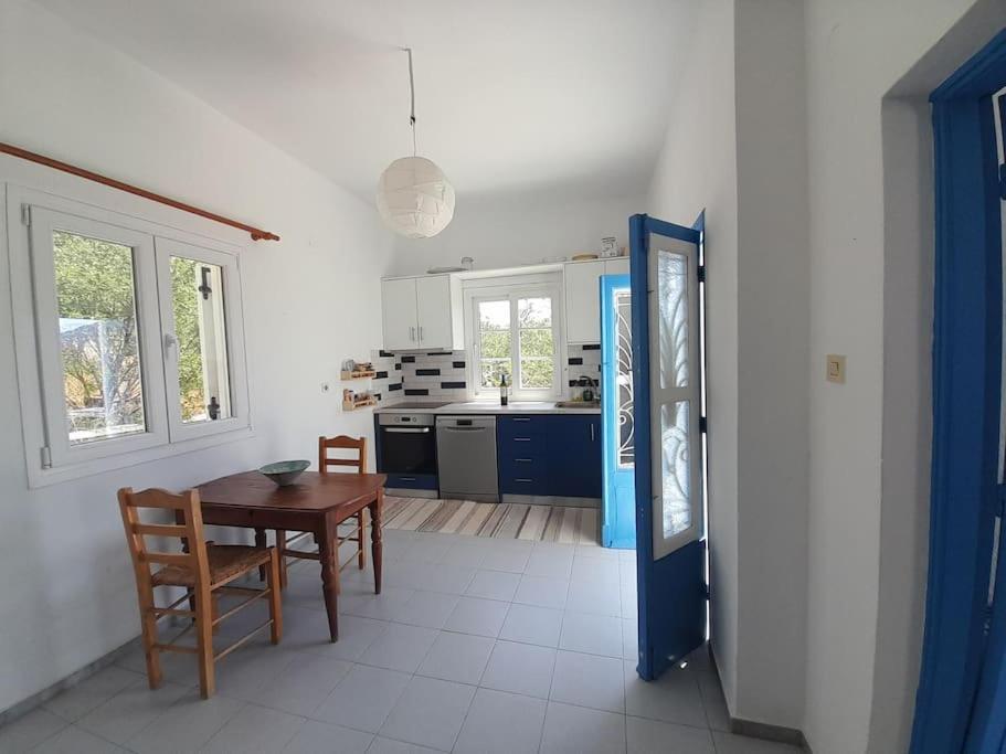 Mountain Villa with sea view photo 3