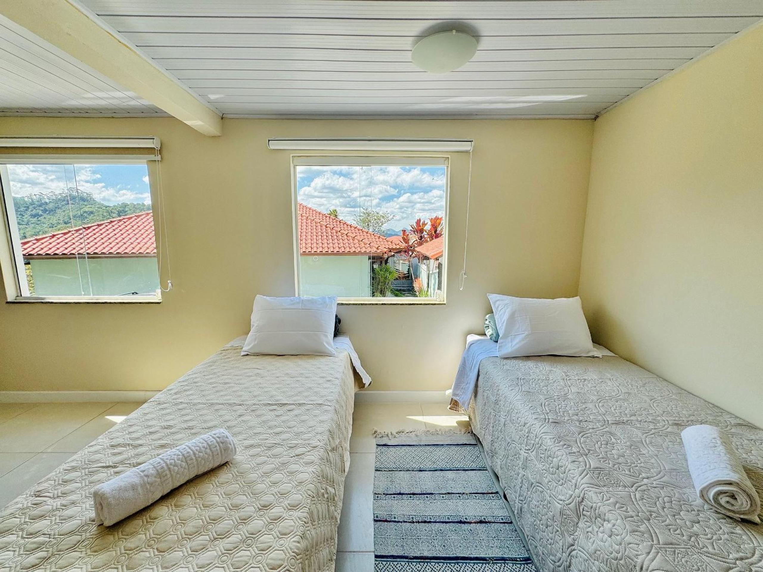 Casa maravilhosa com piscina e sauna