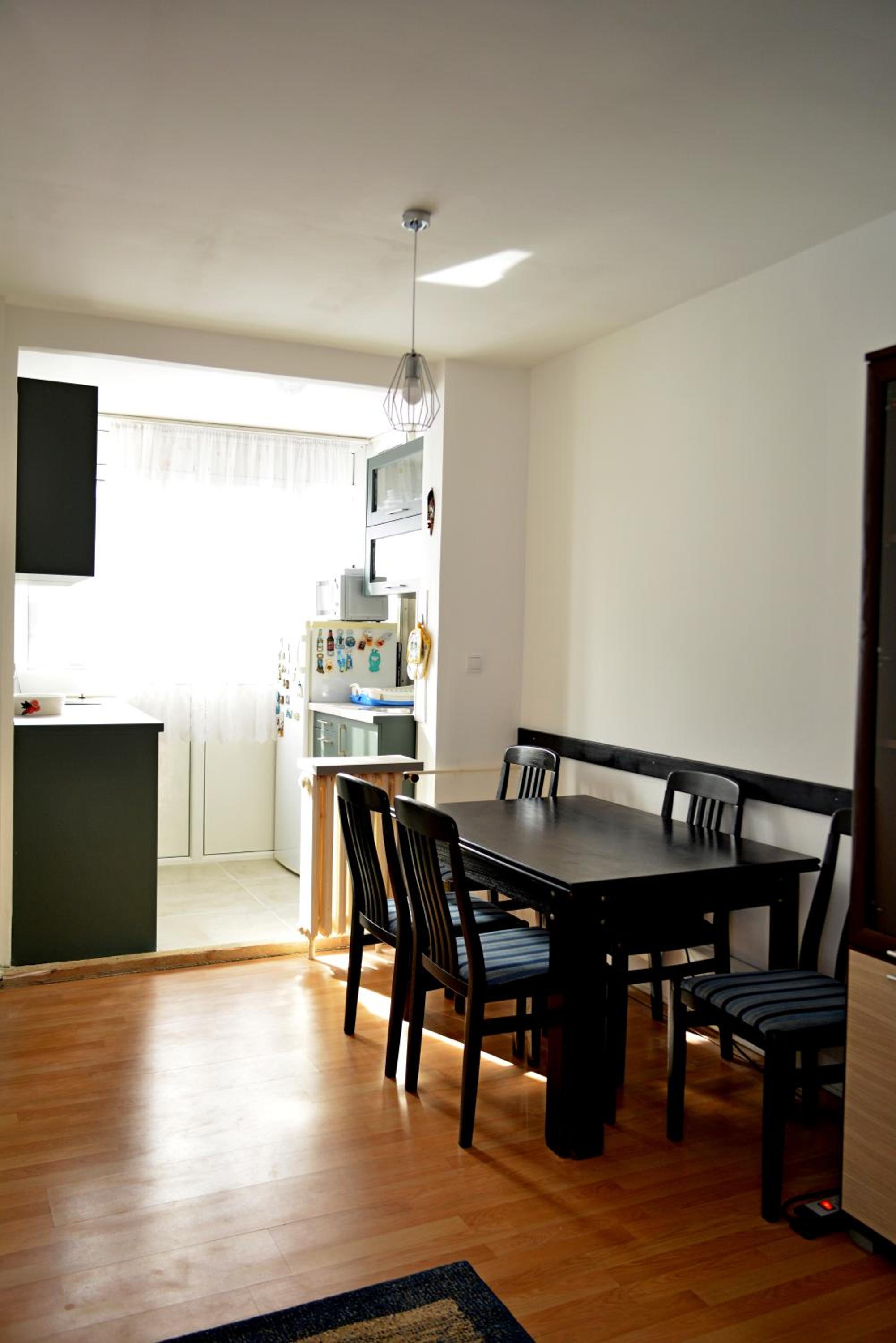 Three Aces Apartment
