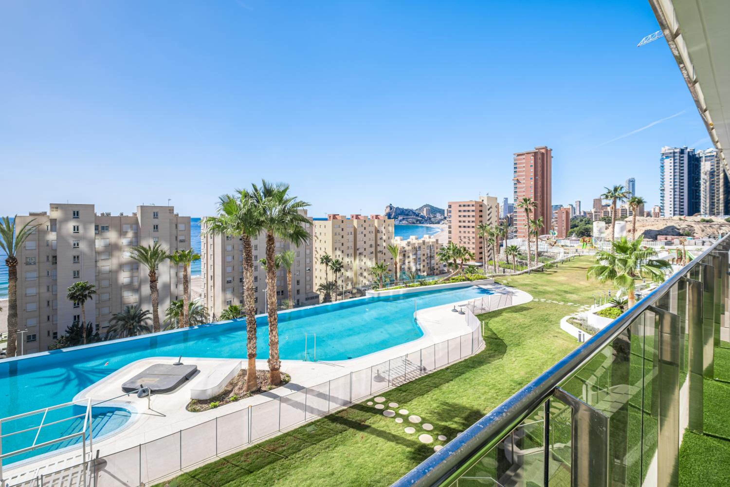 Sunset Cliffs VIP Benidorm