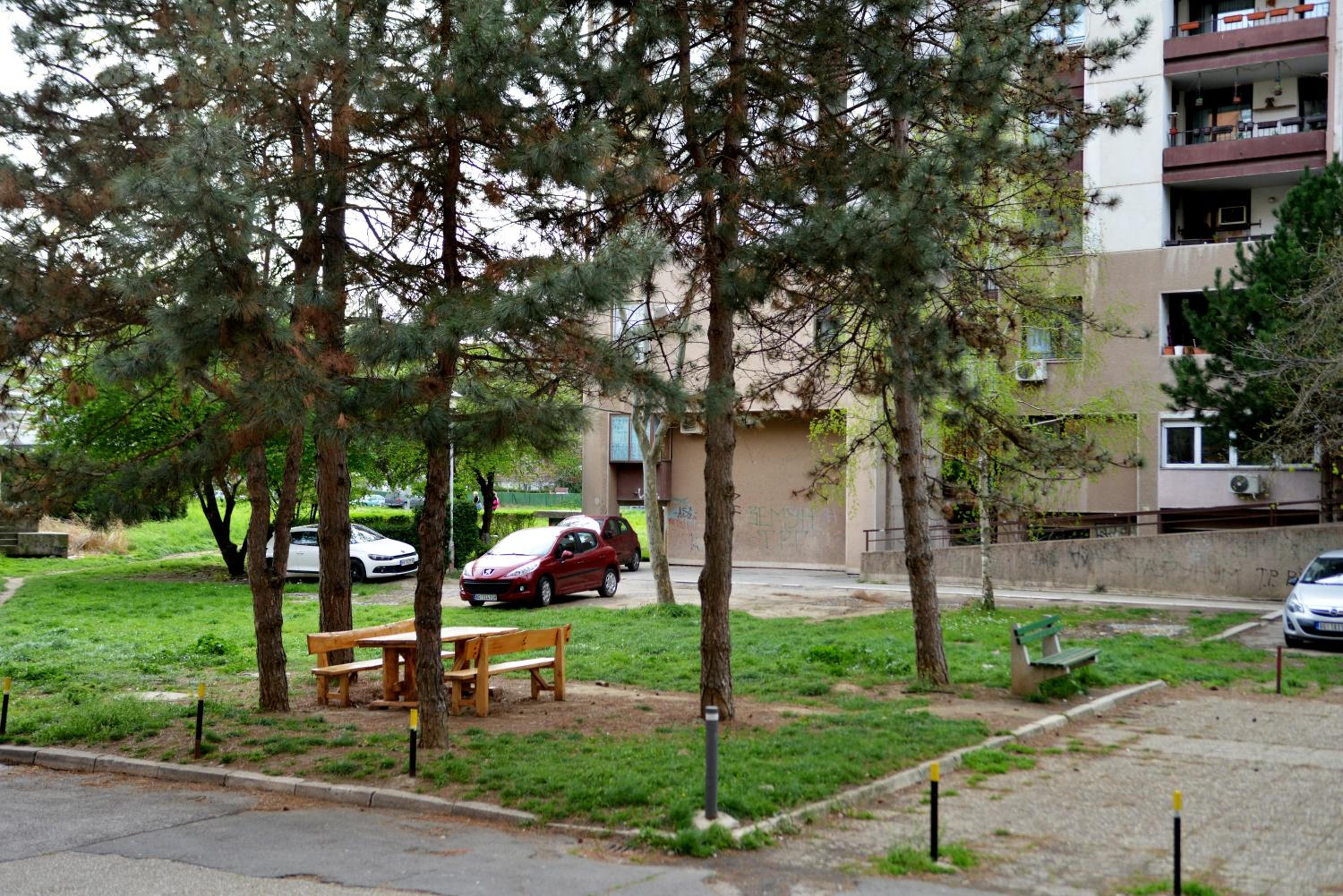 Three Aces Apartment