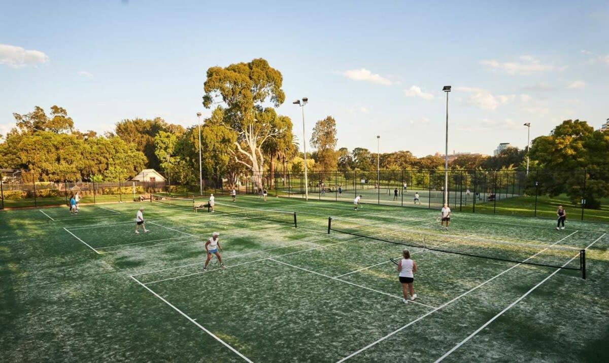 Pride Fawkner Apartments