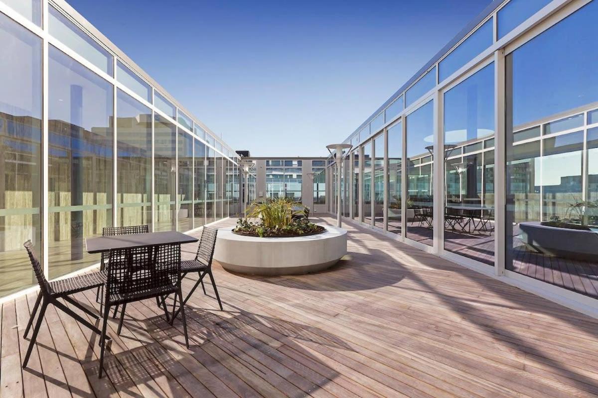 Fawkner Apartment Bay-view 4