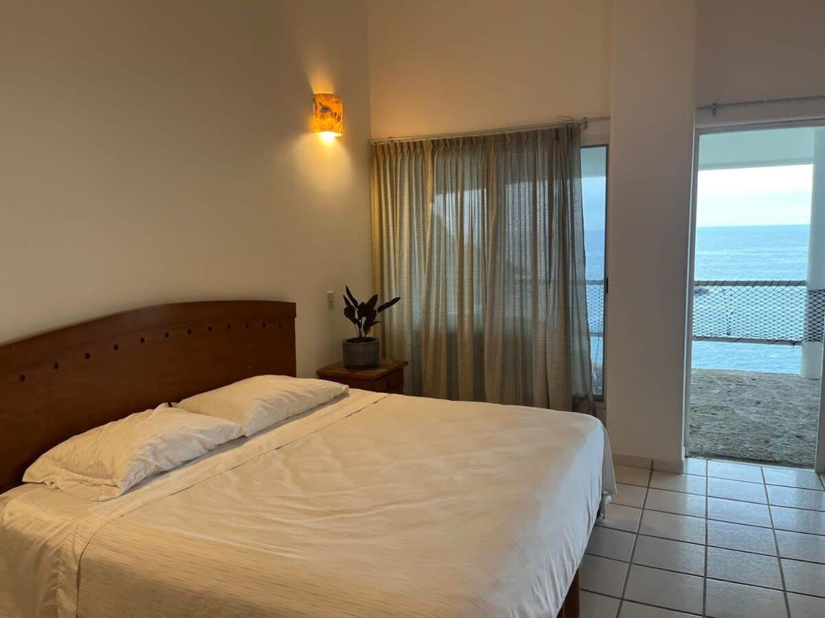 Paradis Villa breach front ocean view