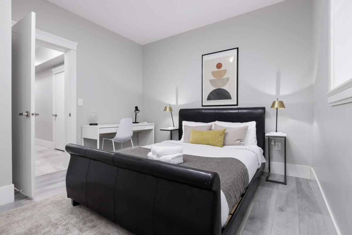 2 BR Basement Suite for 6 ppl in Delta