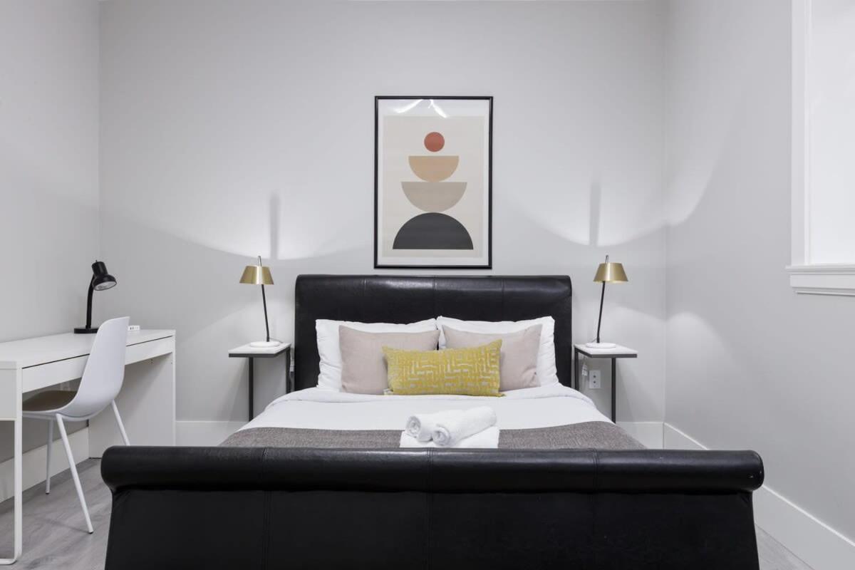 2 BR Basement Suite for 6 ppl in Delta
