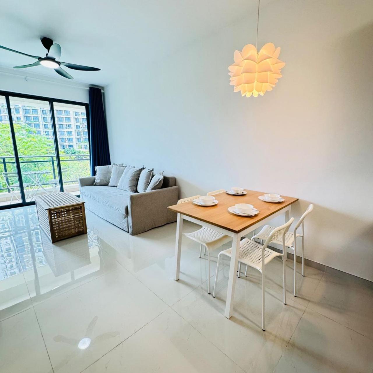 Cozy 2B1R condo near supermarket forest city photo 8