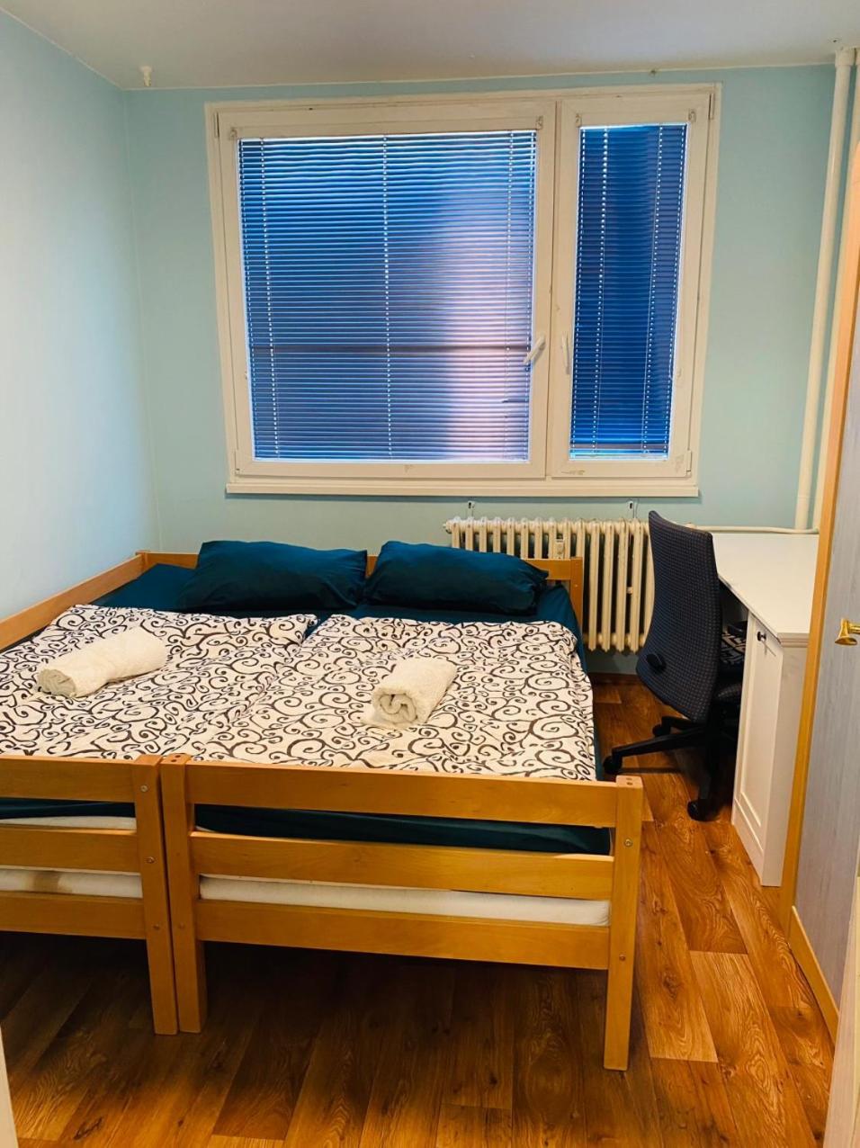 Stunning 2-Bed Apartment in Praha 4