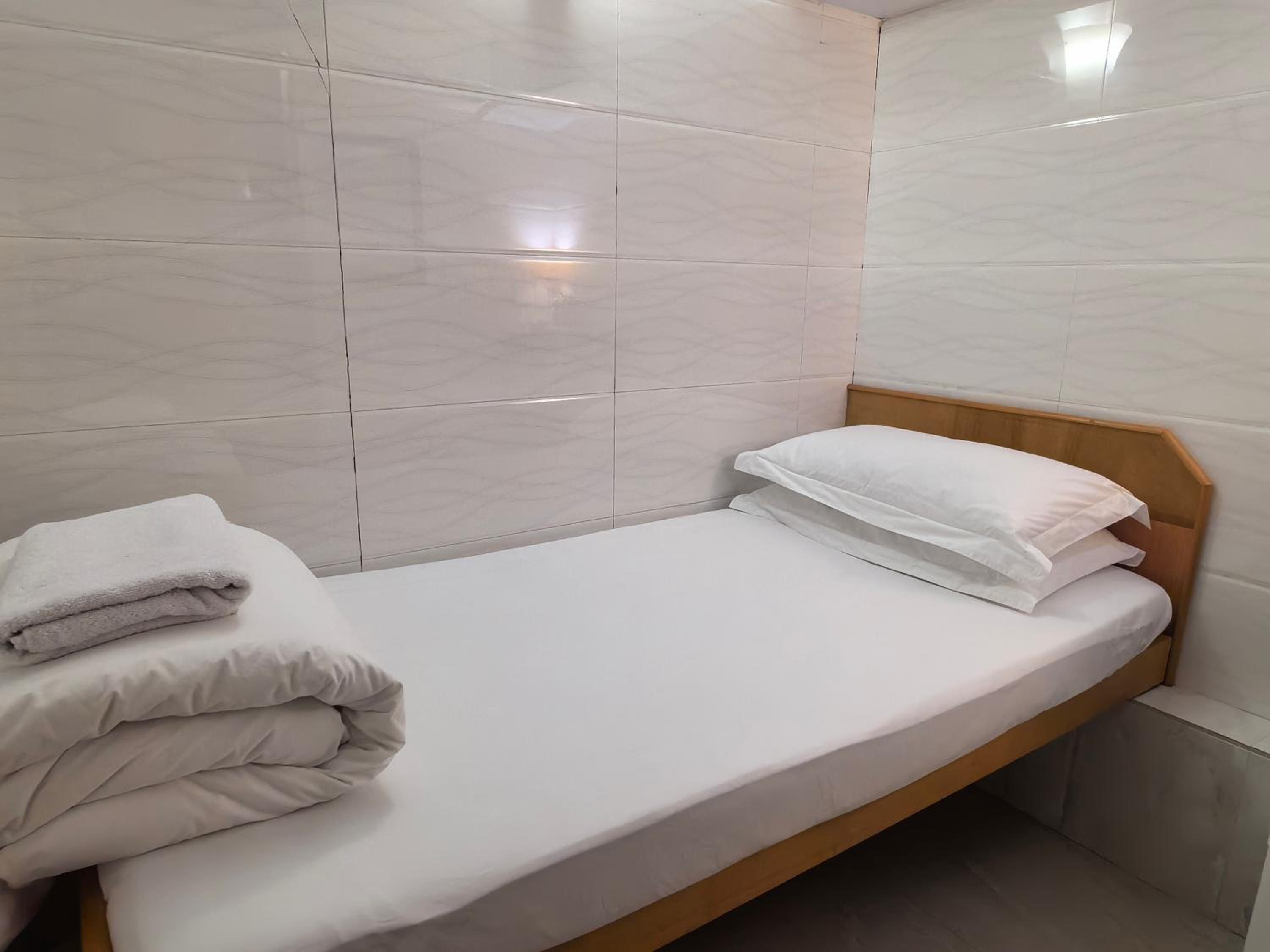 Hong Kong Sun Guest House