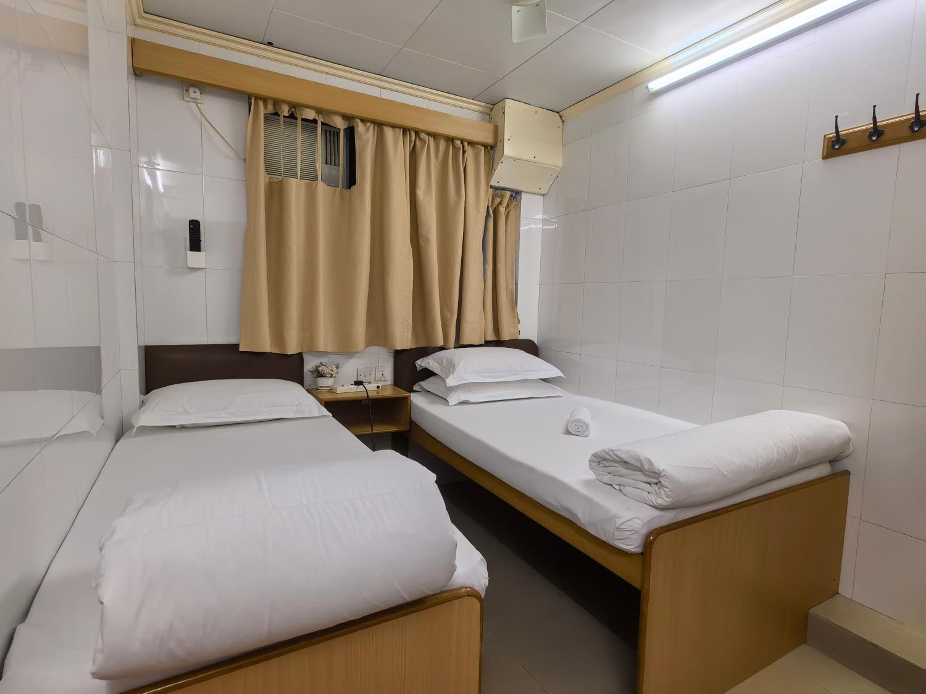Hong Kong Sun Guest House