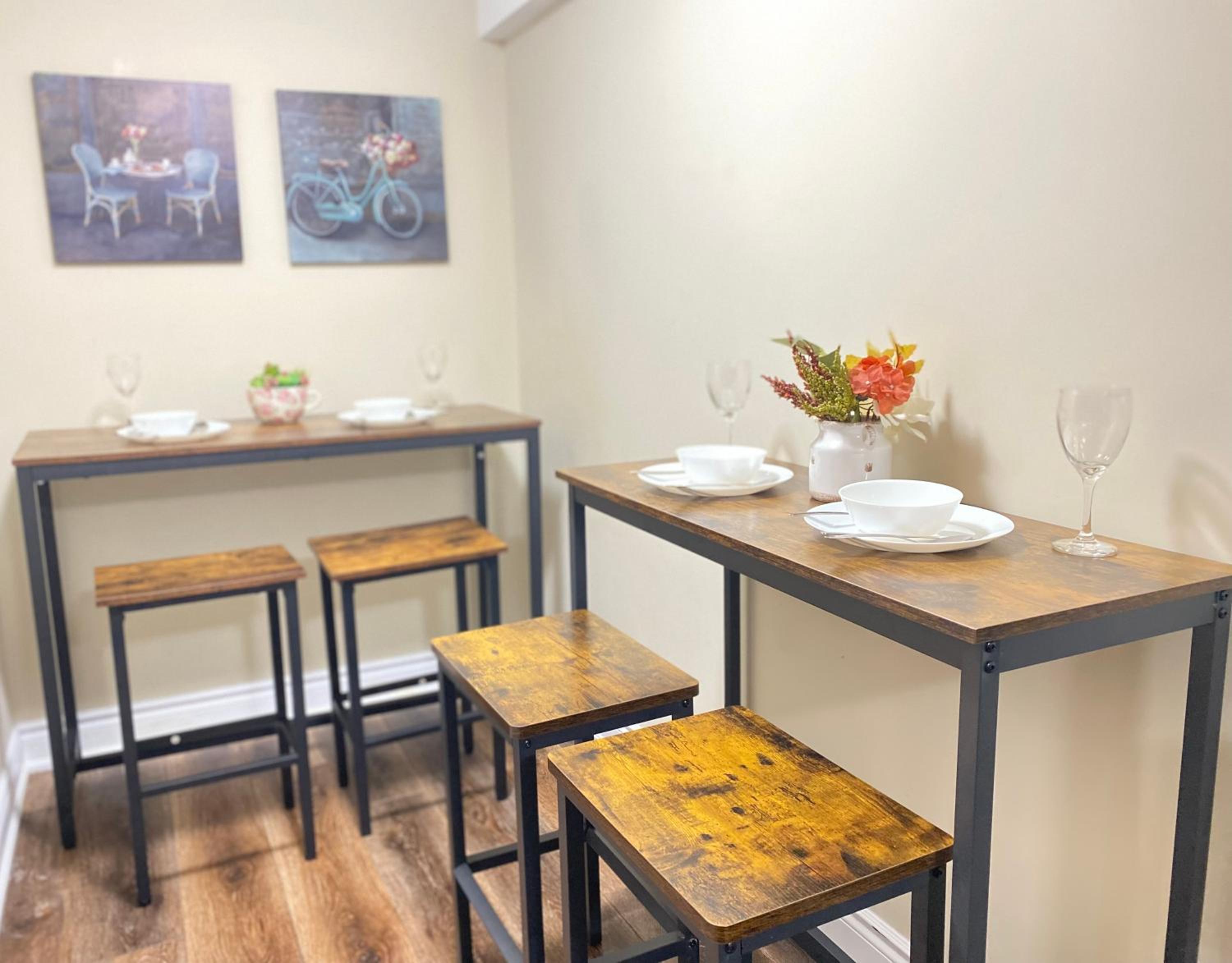 Relaxing 3 Bedroom Basement Stay