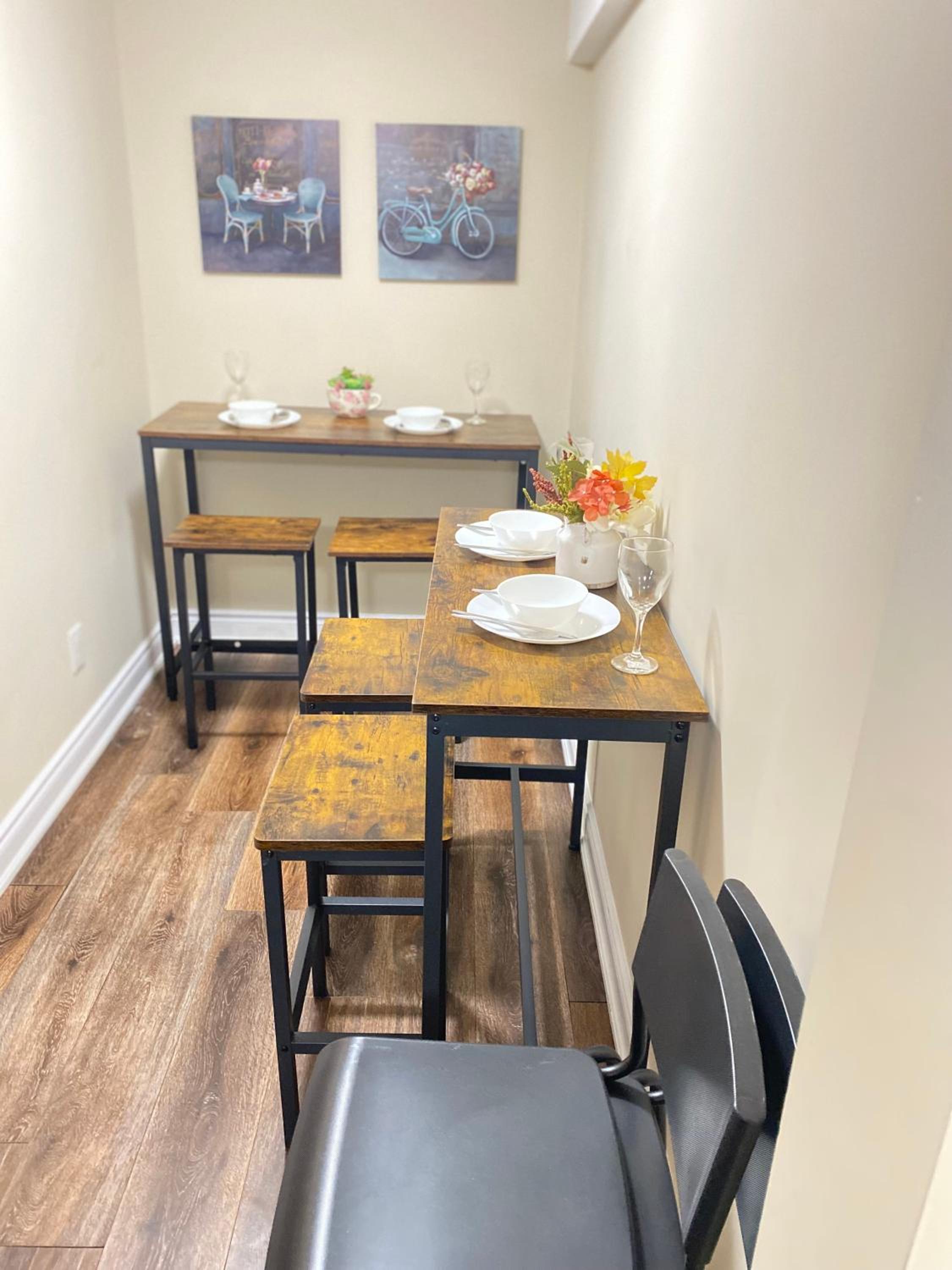 Relaxing 3 Bedroom Basement Stay