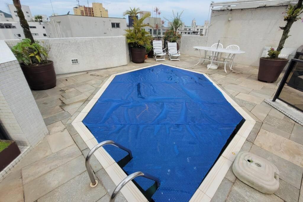 Apartamento Cobertura com Piscina - Guarujá/Pitangueiras