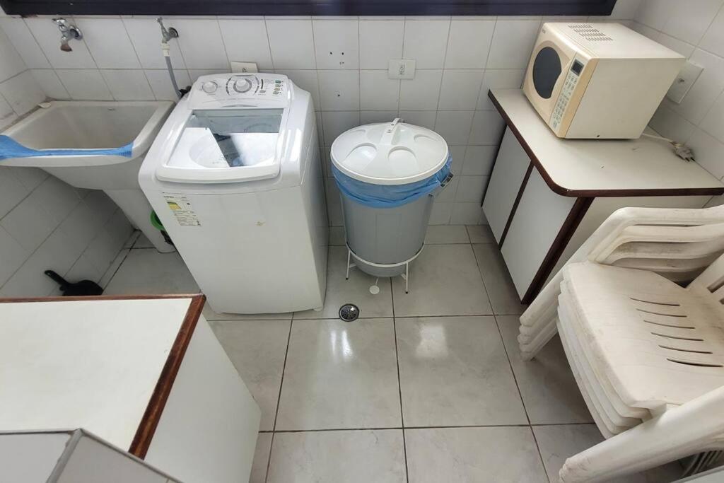 Apartamento Cobertura com Piscina - Guarujá/Pitangueiras