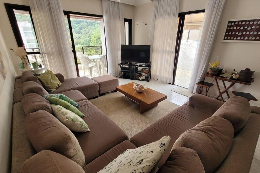 Apartamento Cobertura com Piscina - Guarujá/Pitangueiras