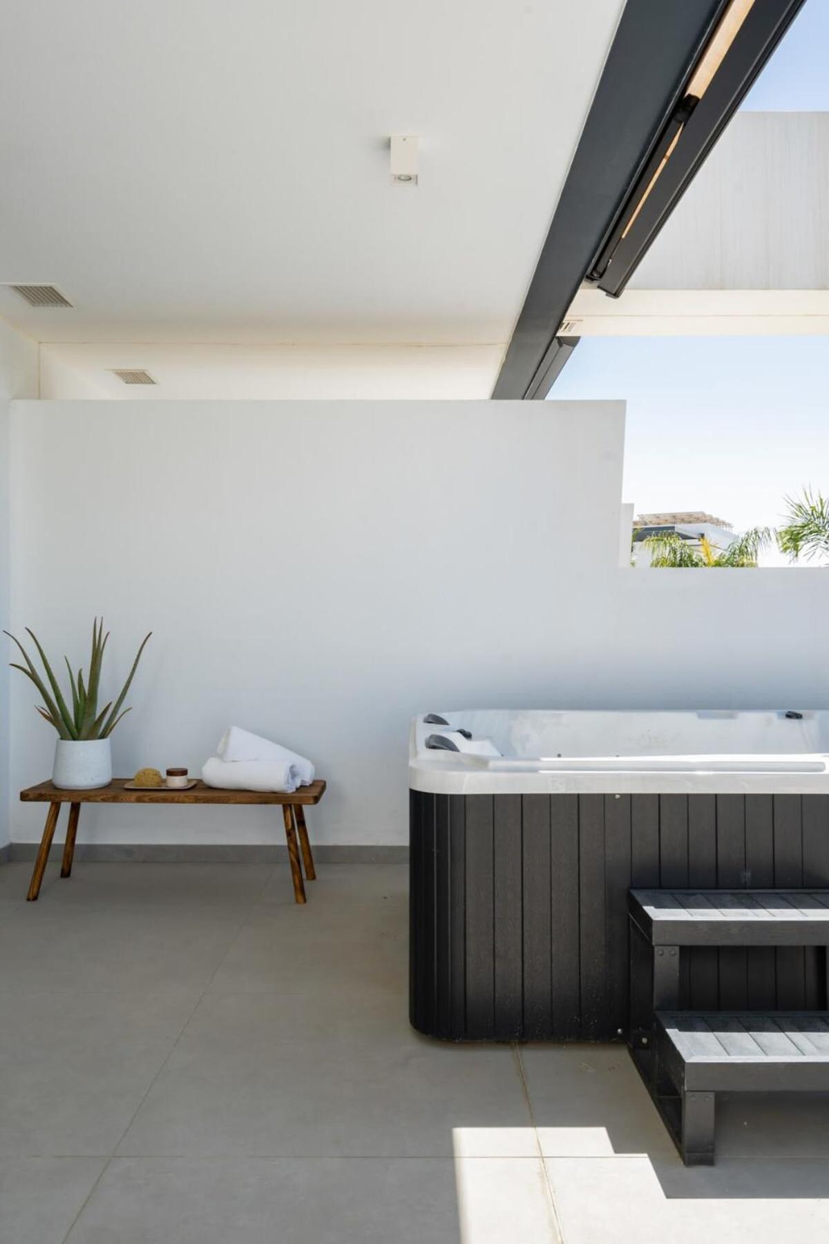 Mirador Estepona Hills 17 Luxury Jacuzzi Estepona Resort view 5